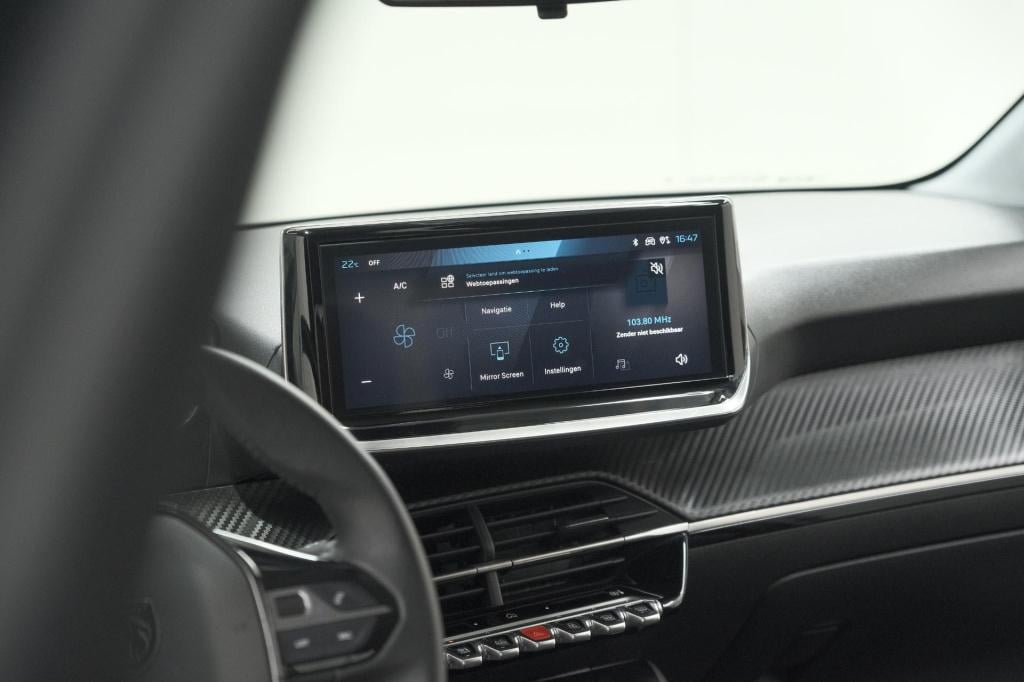 Peugeot 208 puretech 100 active | parkeersensoren | navigatie | apple carpl