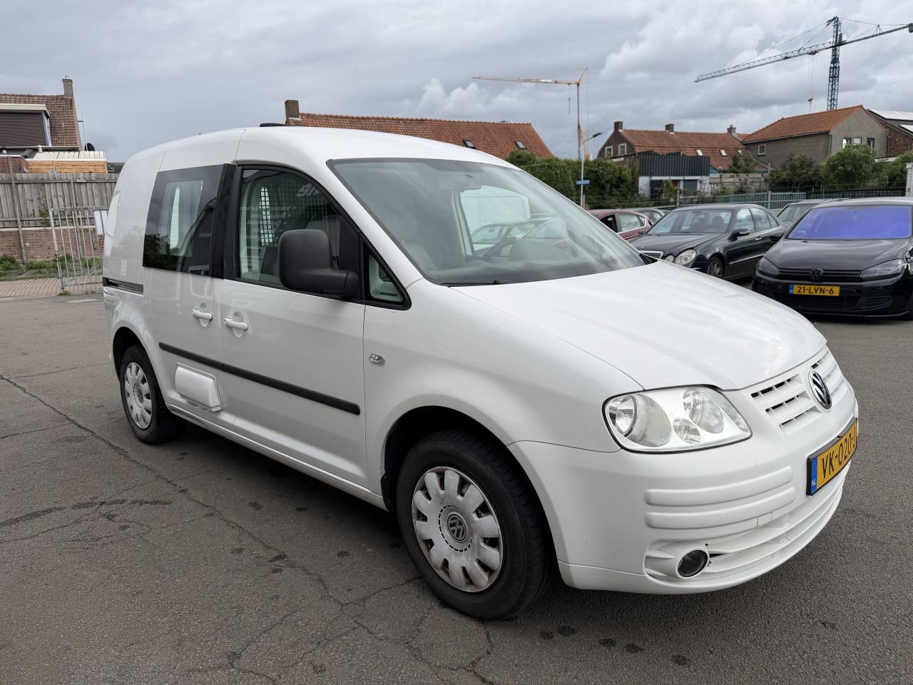 Volkswagen Caddy 1.6 Benzine Trekhaak en AIRCO ! ! !