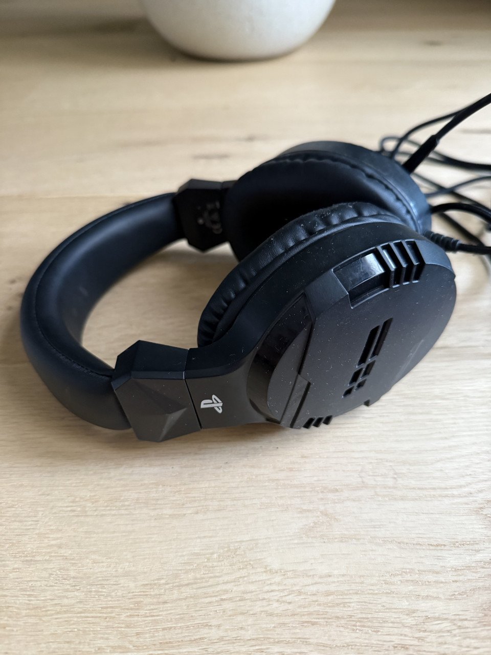 Playstation 4 + controller + headset