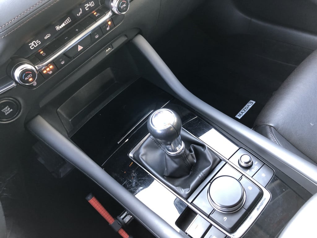 Mazda 3 2.0 sa-x comf. bose leer trh.afn.
