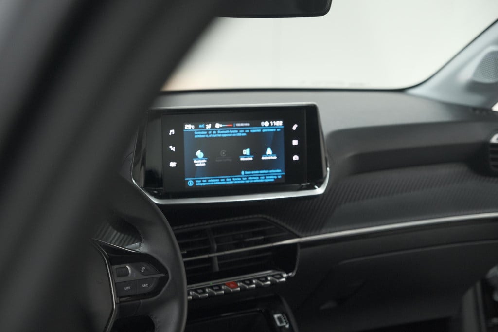 Peugeot 208 puretech 75 active | apple carplay | cruise control | airco