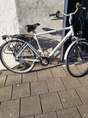 Te koop hoge heren fiets