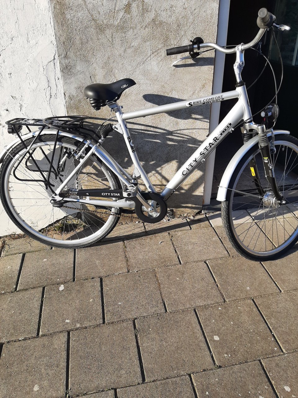 Te koop hoge heren fiets