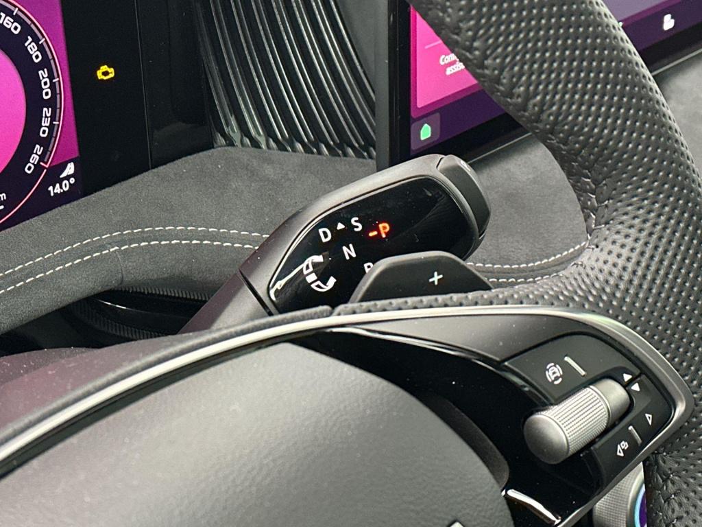 Skoda Superb sportline business 1.5 tsi phev 150 kw / 204 pk co