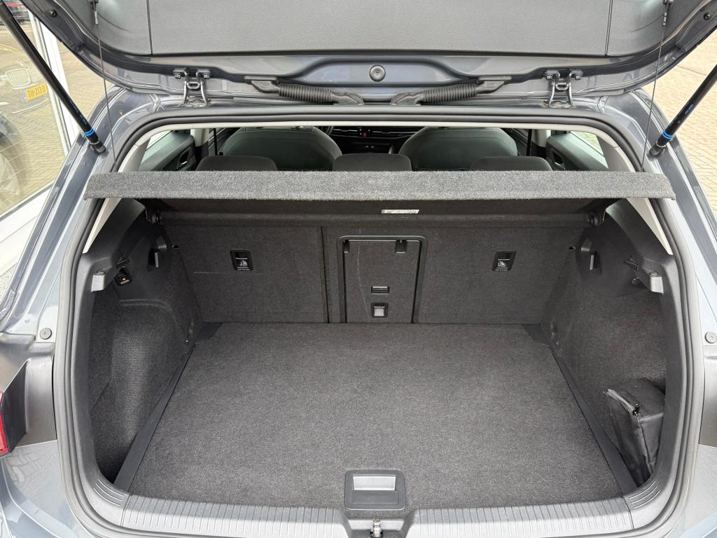 Volkswagen Golf 1.5 etsi style