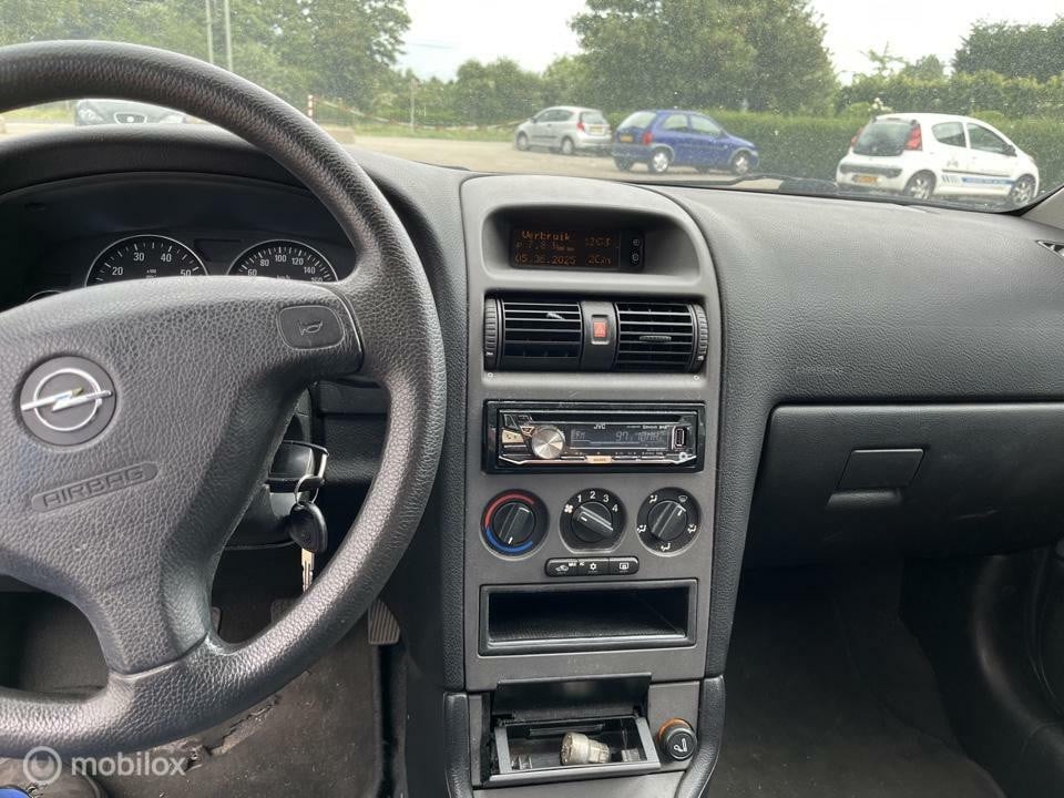 Opel Astra 1.6 njoy