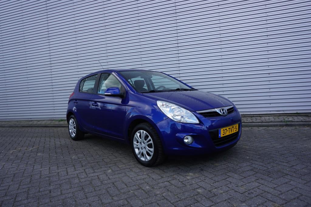 Hyundai I 20 1.2i plus climate / elektr. ramen / nap