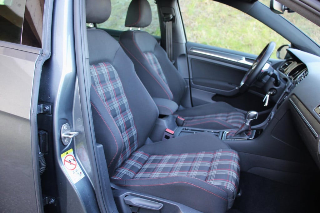 Volkswagen Golf 2.0 tsi gti - h&r - dsg - led/matrix - pdc rondom - disc+ -