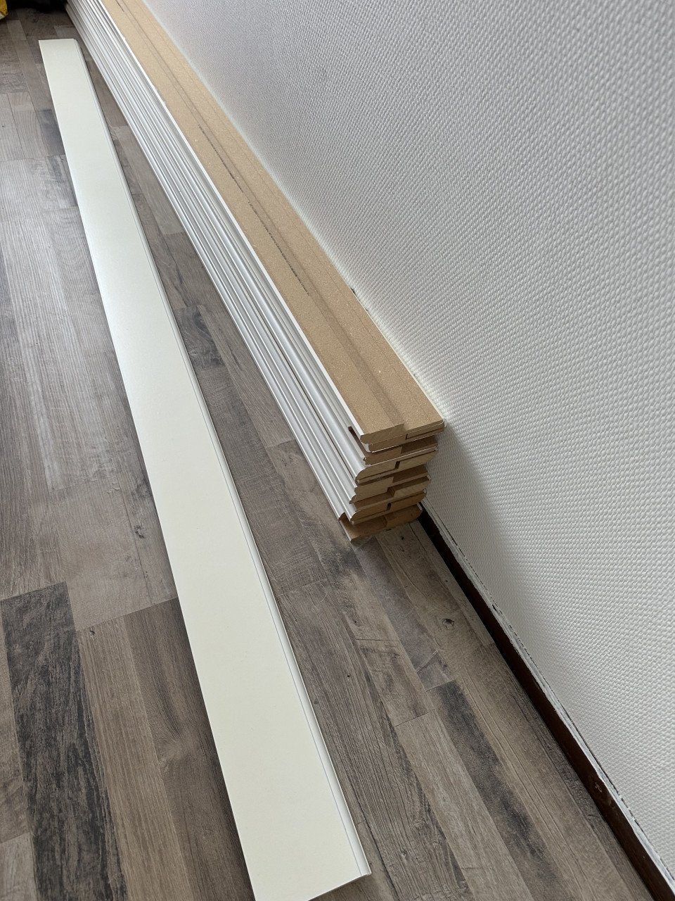 19x Hoge plinten MDF