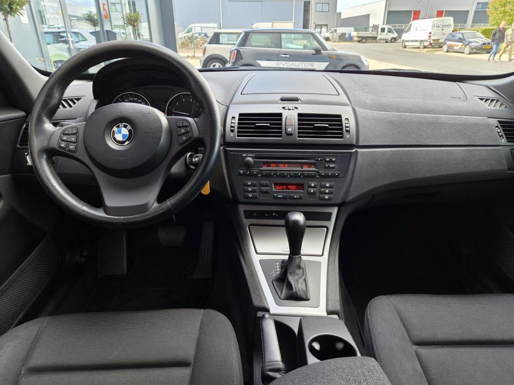 BMW X3 2.5i executive