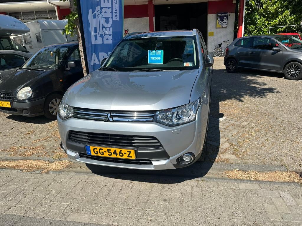 Mitsubishi Outlander phev limited edition, jaar bovag en apk, inclusief beu