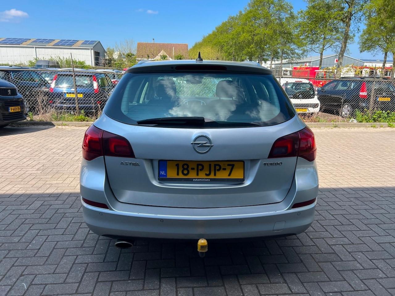 Opel Astra Sports Tourer - 1.6 Turbo Sport