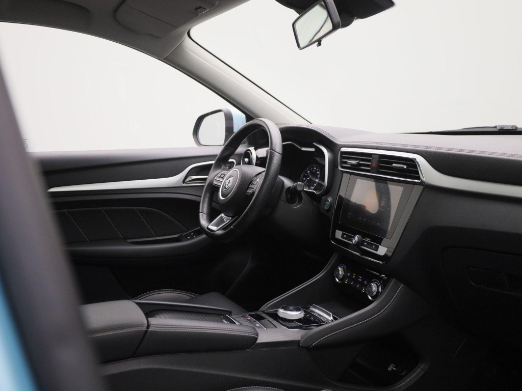 MG Zs-ev luxury 45 kwh | automaat | panoramadak | lederen bekleding | achte
