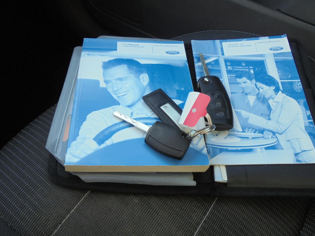 Focus  Wagon 1.8 Limited Edition  A.P.K Oktober 2026 N.A.P 222.190 Km