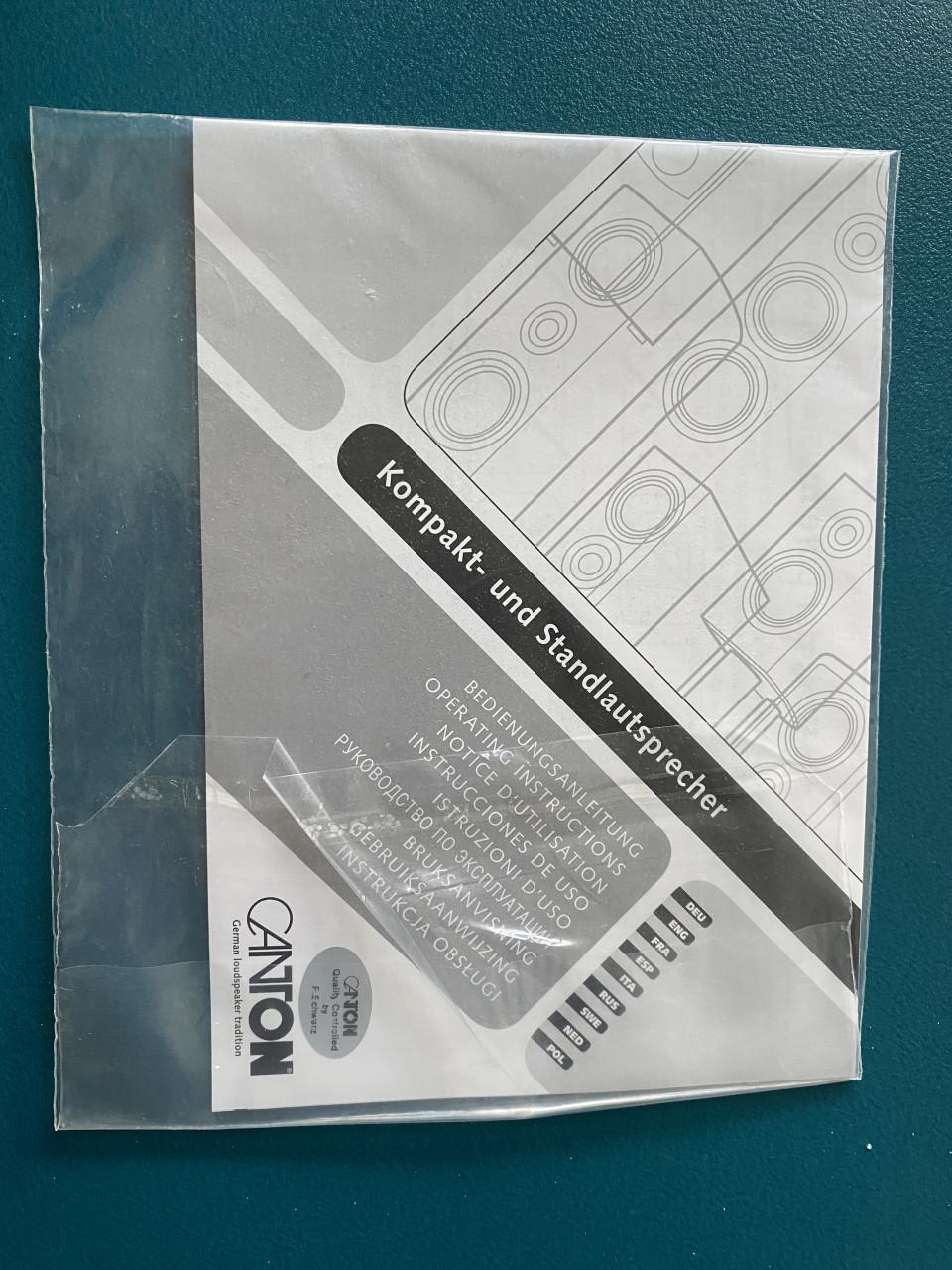 Canton Chrono 513 bookshelf speakers