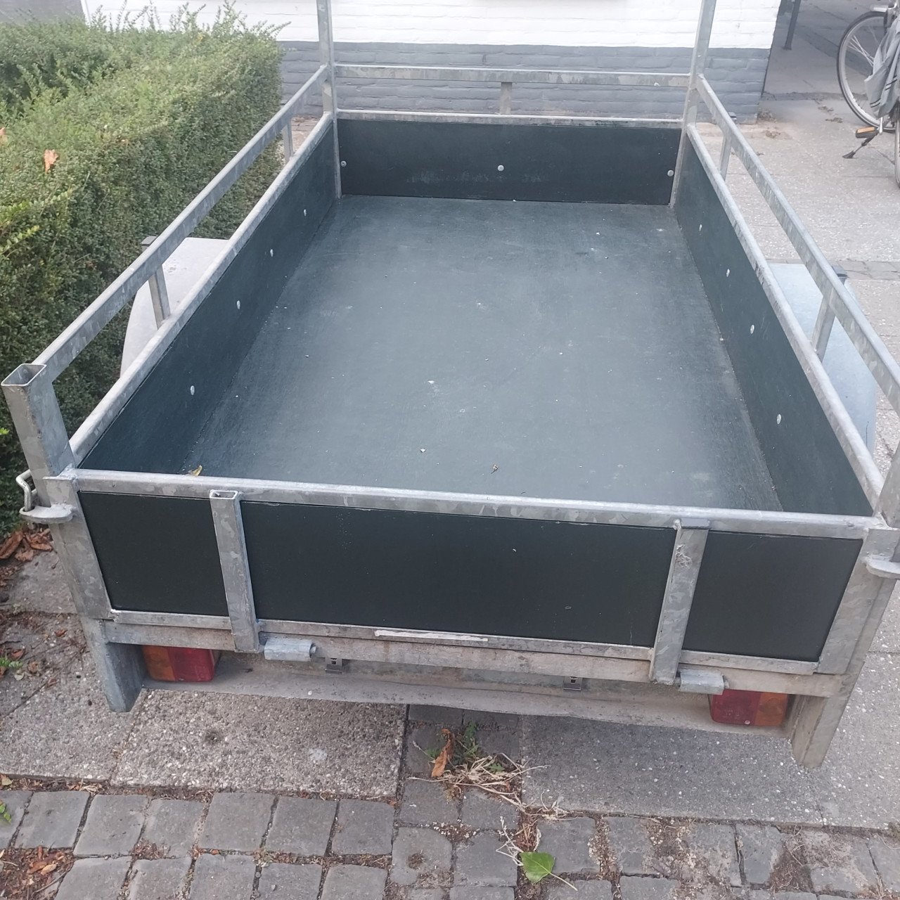 Nette aanhanger, bakmaat: 96 x 170
