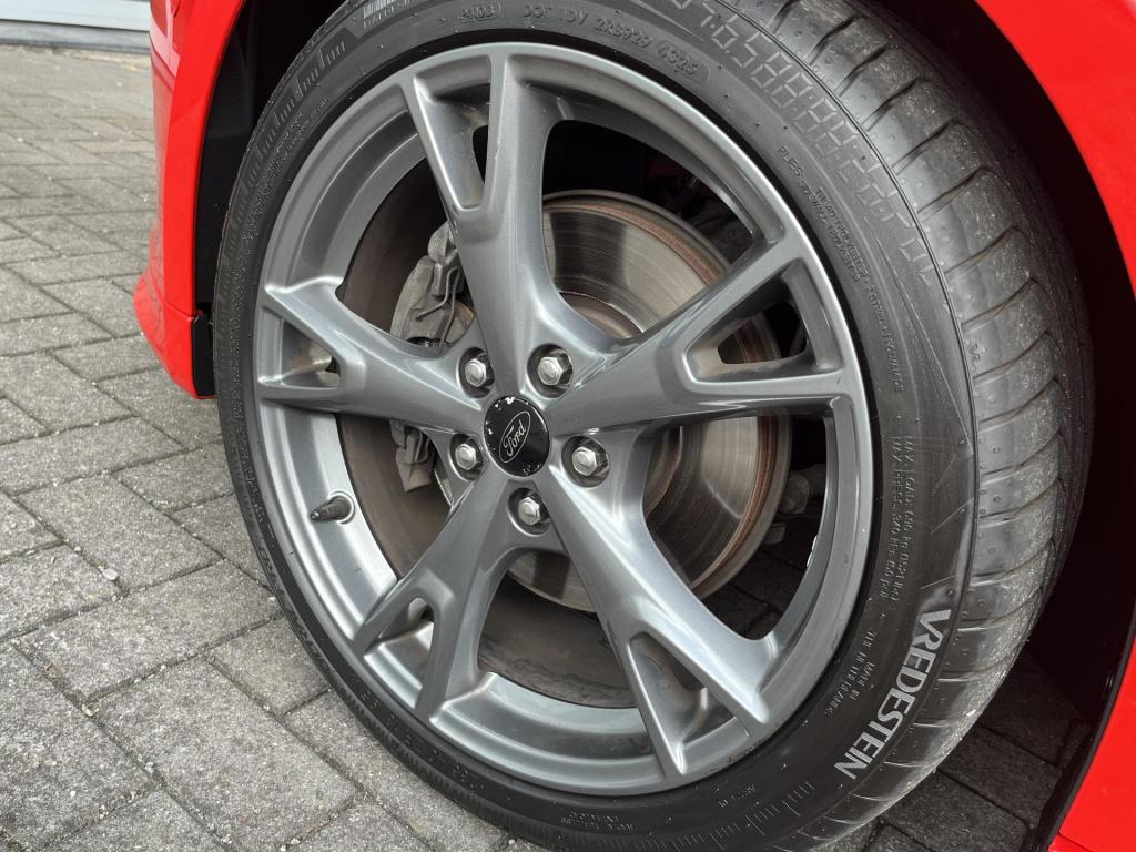 Ford Focus 1.5 st-line | cruise control | achteruitrijcamera | navigatie | 