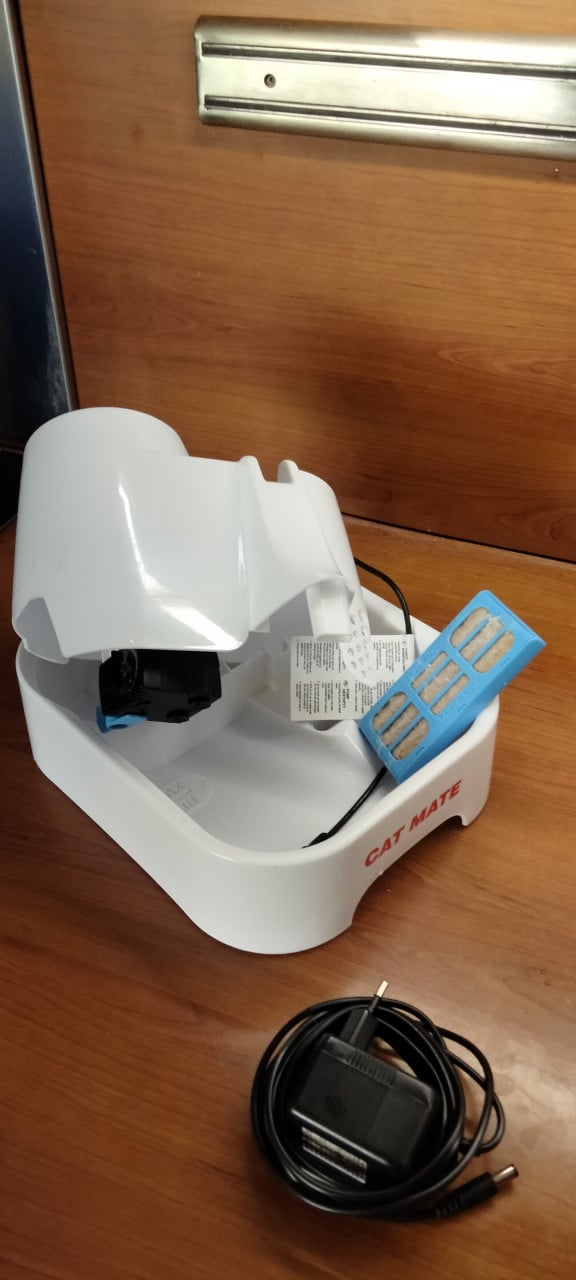 Drink fontein voor kat of kleine hond