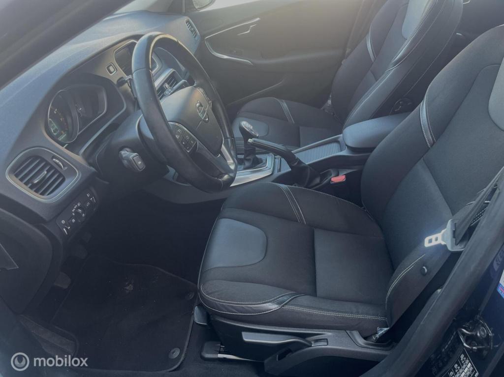 Volvo V40 1.6 t3 momentum