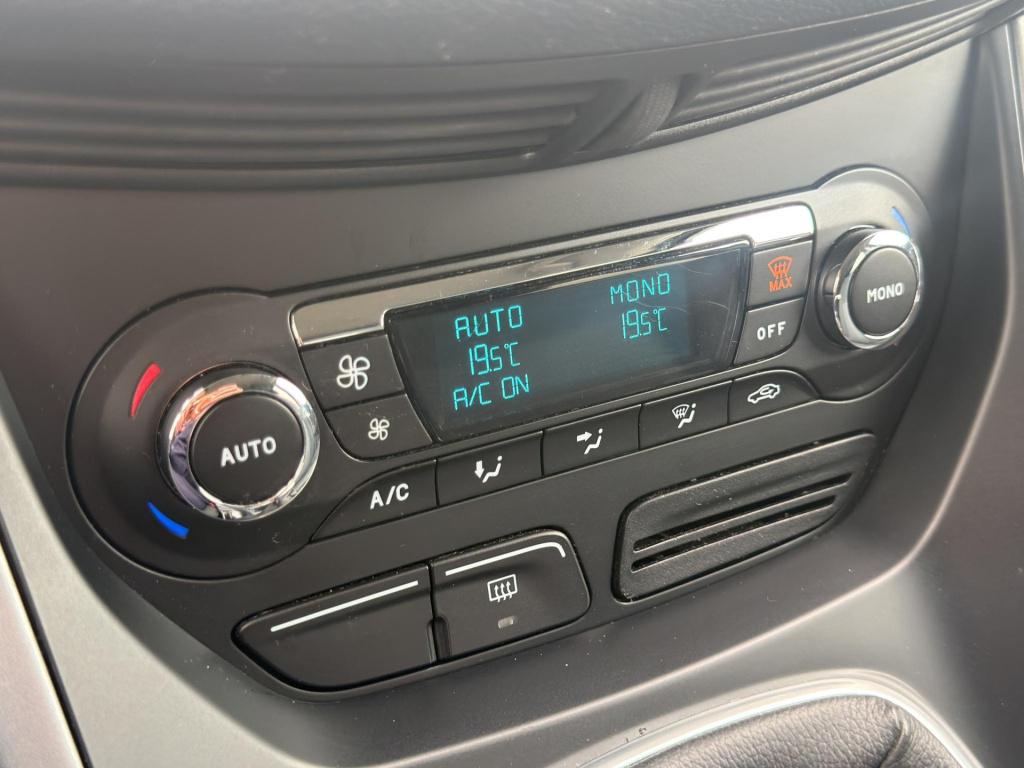 Ford C-max 1.6 scti titanium clima trekhaak cruise