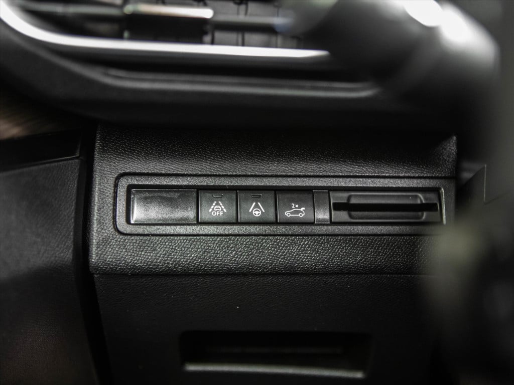 Peugeot 5008 1.2 puretech 130pk gt automaat | 7-zits | nappa leder | focal 