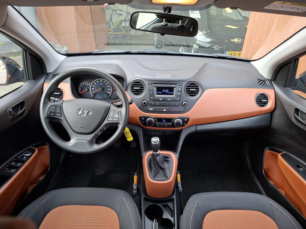 Hyundai I 10 1.0i i-motion comfort cruise control