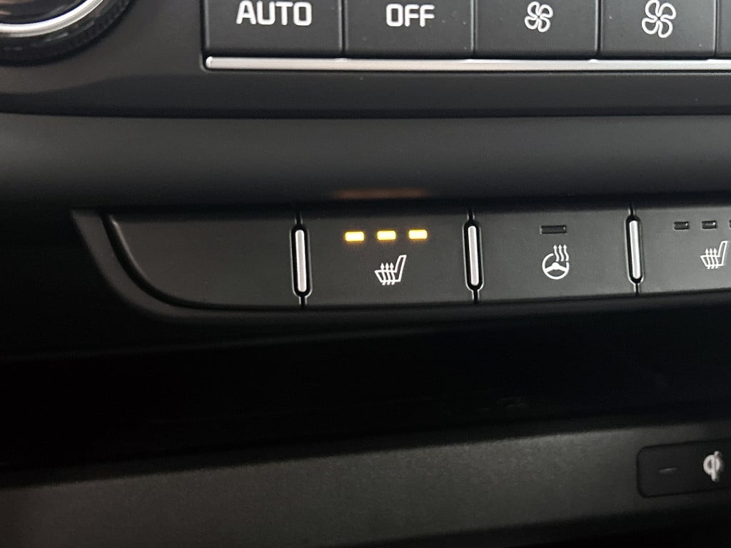 Kia Cee'd 1.0 t-gdi dynamicplusline | wordt verwacht | stuur- en stoelverwa
