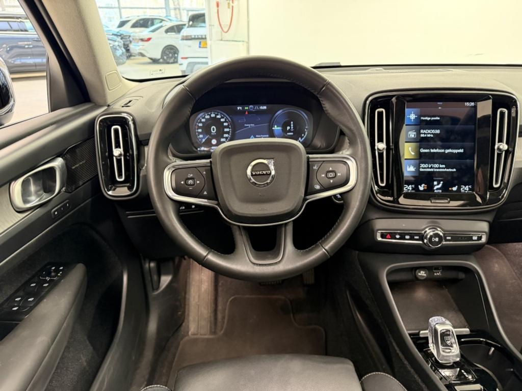 Volvo XC40 1.5 t4 recharge r-design expression | trekhaak | leer | harman/k