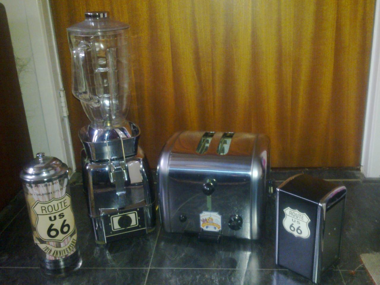 Chromen retro blender