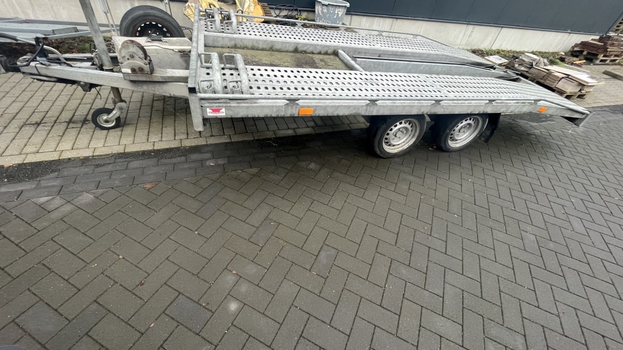 Auto Ambulance te huur   transport