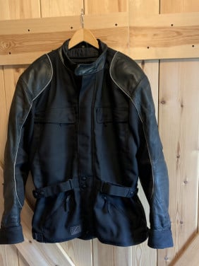 Motorjas DIFI leer/aerotex maat XL