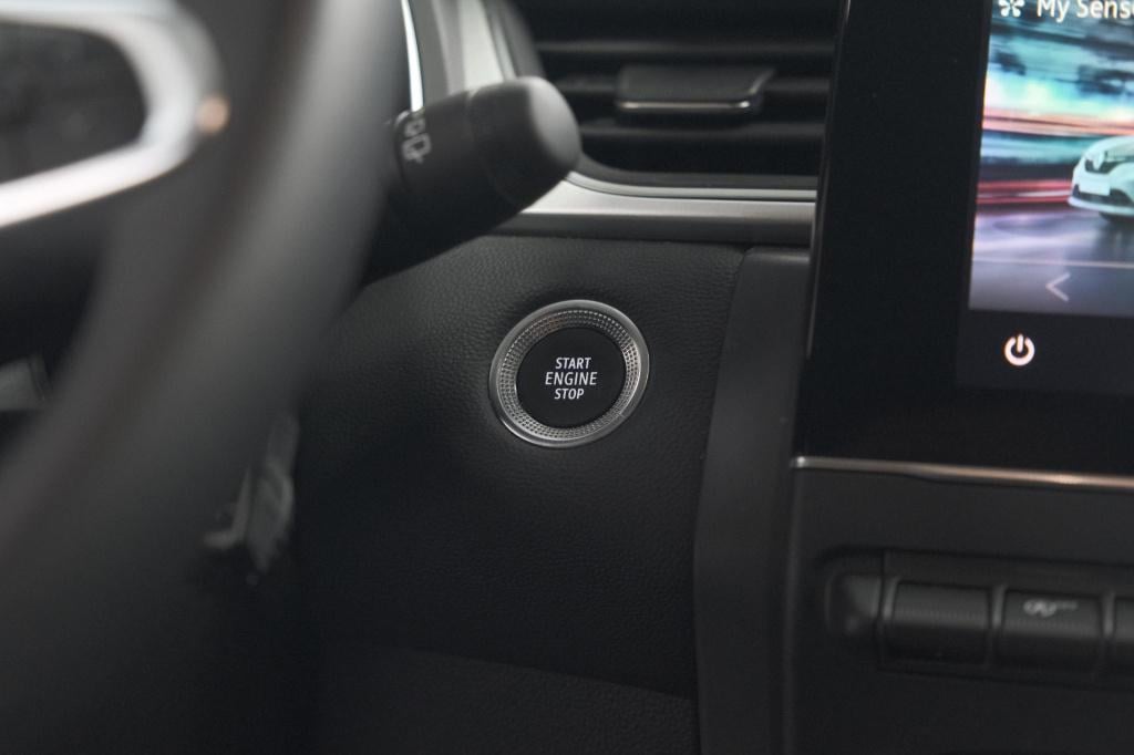 Renault Captur tce 90 techno | 360 camera | 9.3 inch grootscherm | apple ca