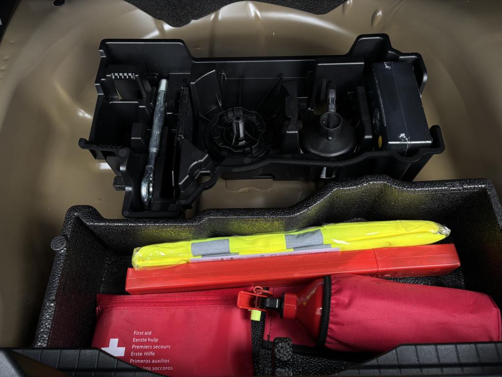 Peugeot 2008 automaat 1.2 puretech 130 allure