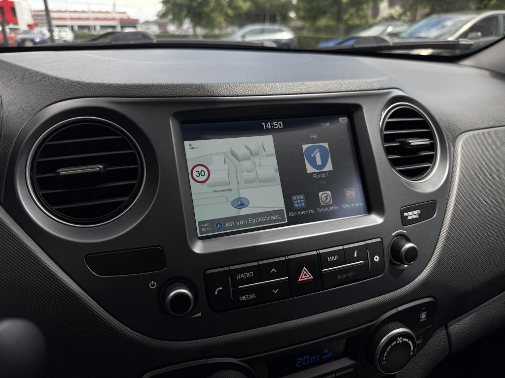 Hyundai I 10 1.0i go! - carplay - android auto - sportieve uitvoering -