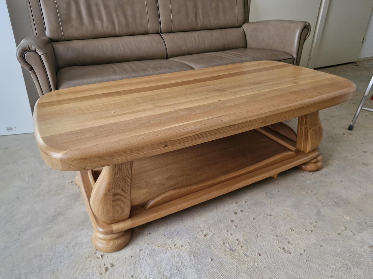 Gratis zeer mooie blanke massief eiken salontafel