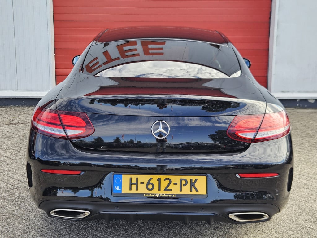 Mercedes-Benz C-Klasse coupé 300 premium plus pack | burmester | acc