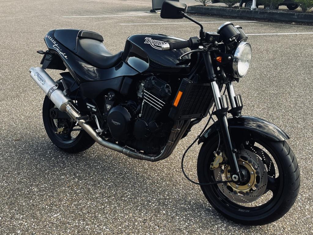 Triumph Speed Triple t300