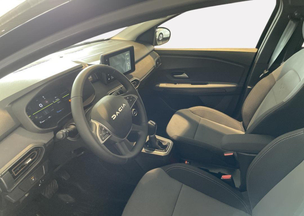 Dacia Jogger 1.6 hybrid 140 extreme 5p. - pack media nav