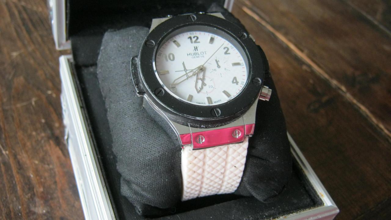 HUBLOT HORLOGE VOOR 20 EURO