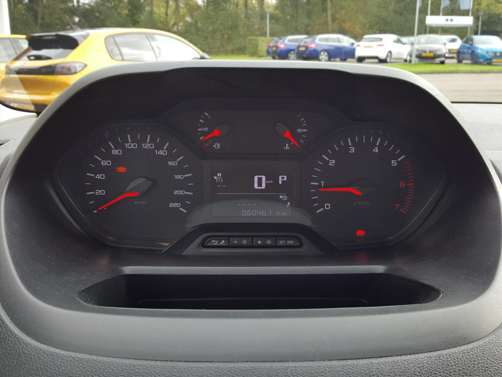 Peugeot Partner premium 1.5 bluehdi-130pk 650kg 3z(vol)automaat (eat8)| nav