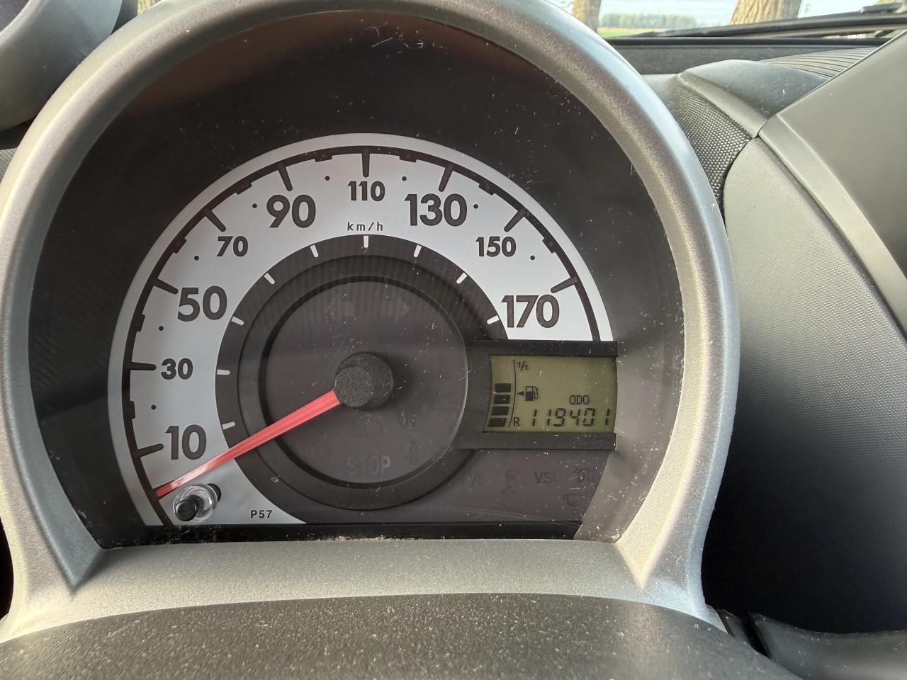 Peugeot 107 1.0 12V XS | 119000 km | NW Koppeling | Airco | 2012 | Carplay
