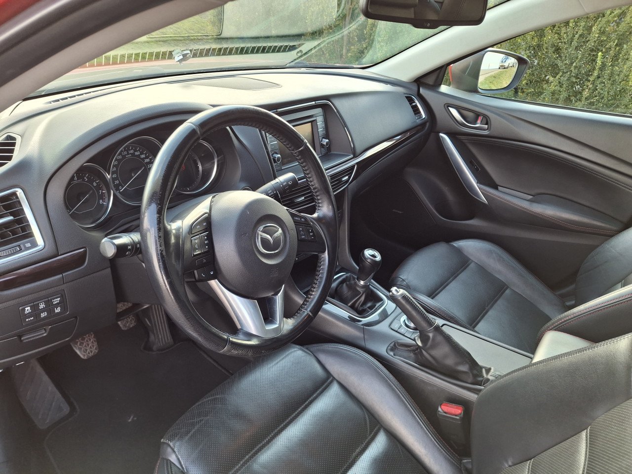 Mazda 6 sportbreak 2.0 SkyActiv rood metallic leder
