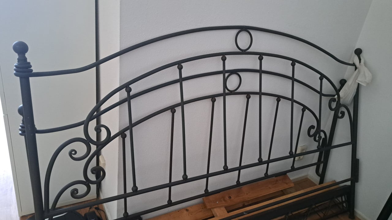 Gratis Metalen Bed 180 x 200