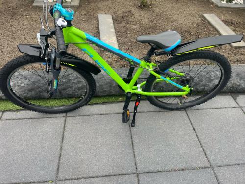 Cube 240 Acid 7v 24 inch stoere jongensfiets