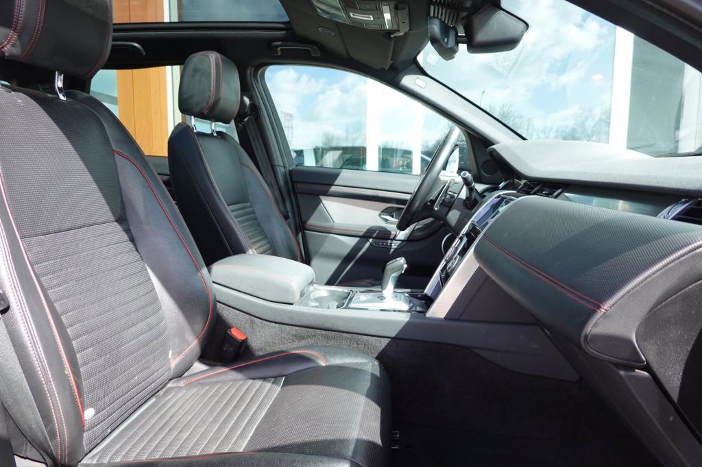 Land Rover Discovery p300e 1.5 r-dynamic hse