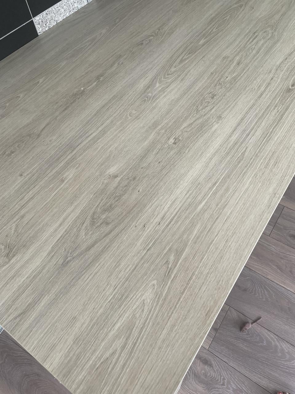 Mooie stevige eettafel