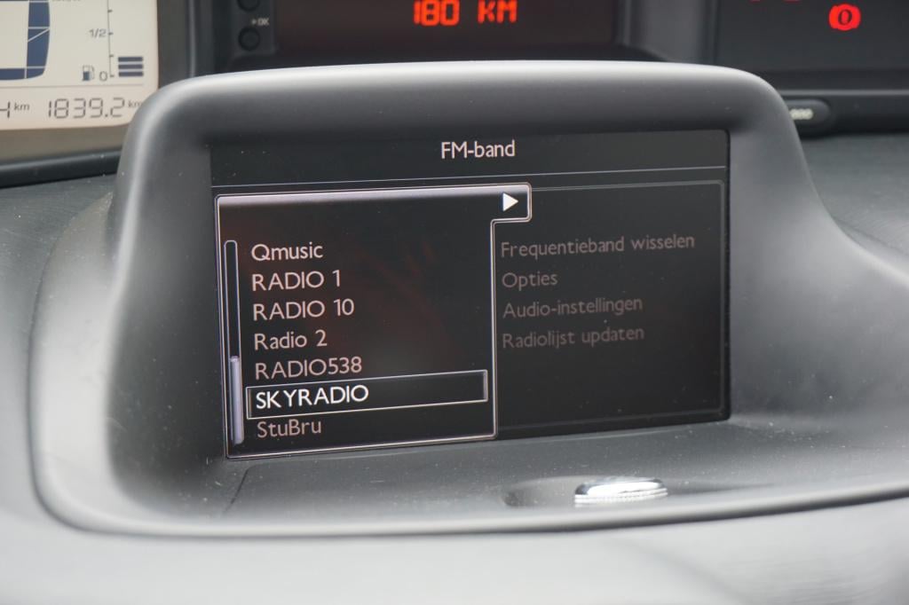 Citroen C3 Picasso 1.2 puretech exclusive airco / navi / cruise / camera / 