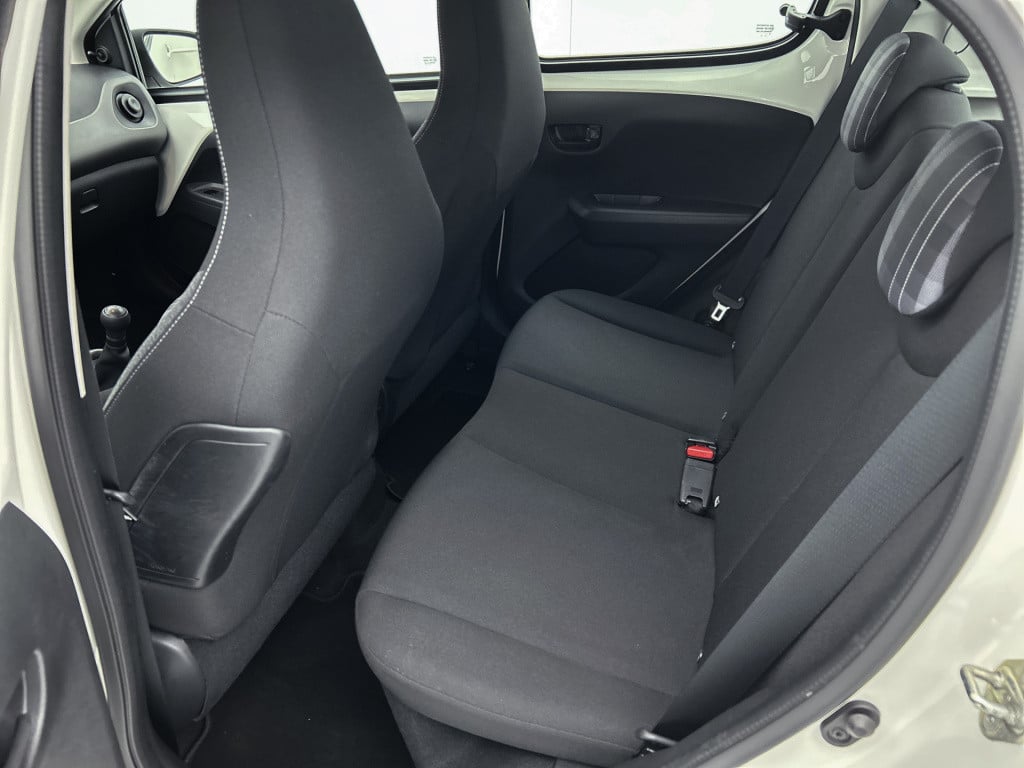 Peugeot 108 vti 72pk active | rijklaar | 5-deurs | airco | bluetooth |
