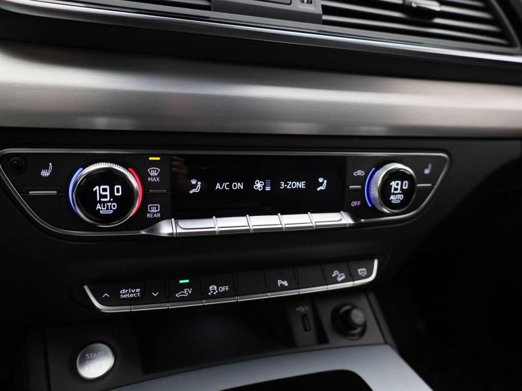 Audi Q5 50 tfsi e s edition | s-line | vlak stuur | automaat | lmv | half l