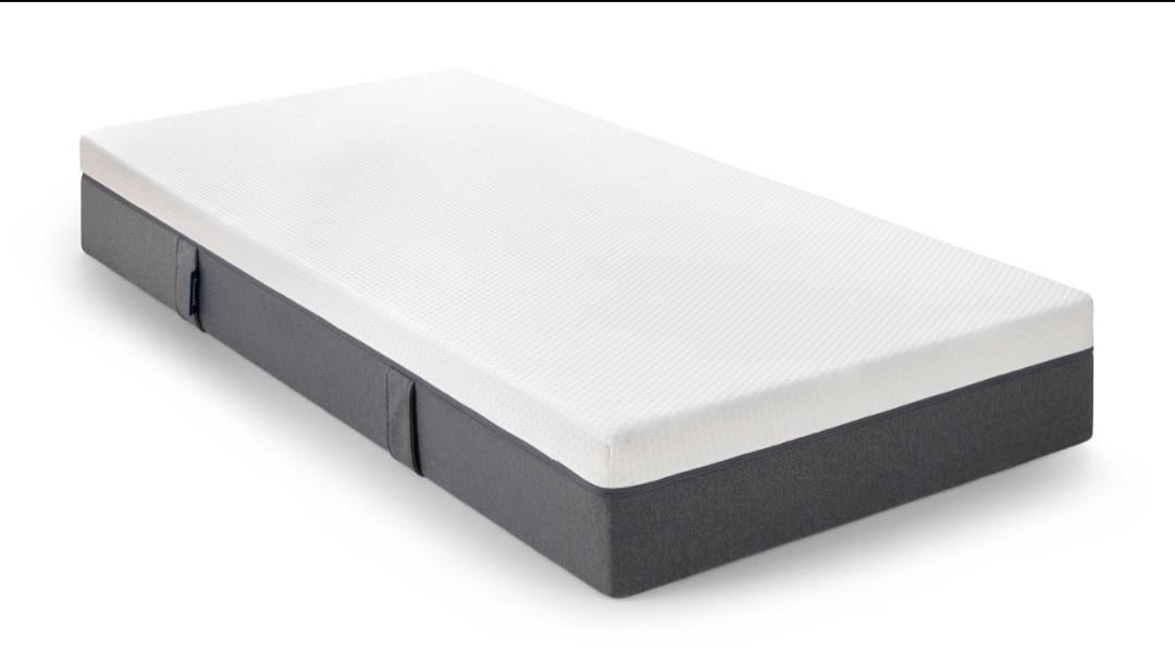 3 Nieuwe Emma matrassen 25 cm dik